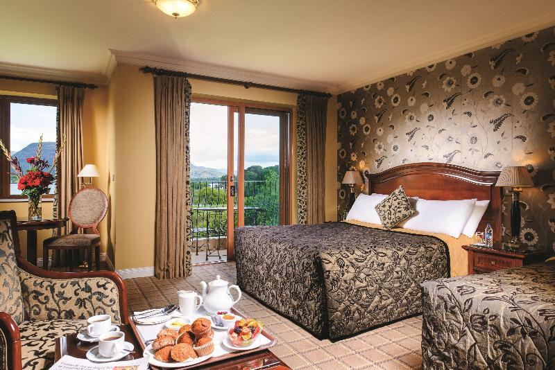 Lake Lodge Guesthouse 킬라니 외부 사진