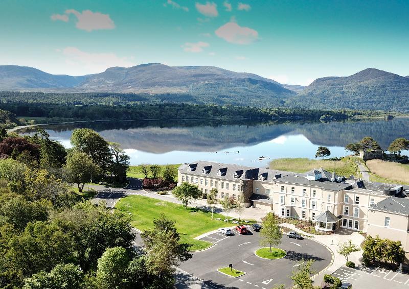 Lake Lodge Guesthouse 킬라니 외부 사진