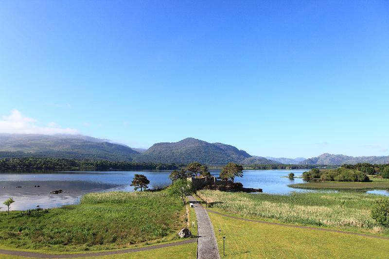 Lake Lodge Guesthouse 킬라니 외부 사진